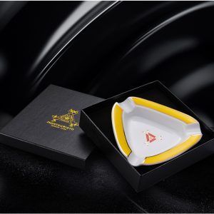 Montecristo Triangle Ashtray - White